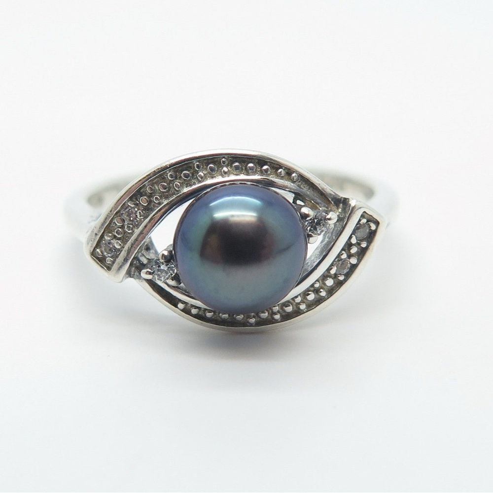 925 Sterling Silver with pearl size 6